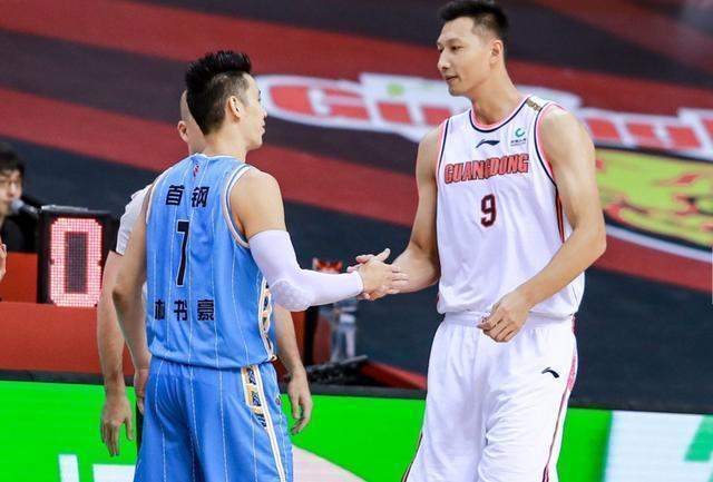 [天下足球]贡萨洛戴帽 皇马大胜皇家贝蒂斯